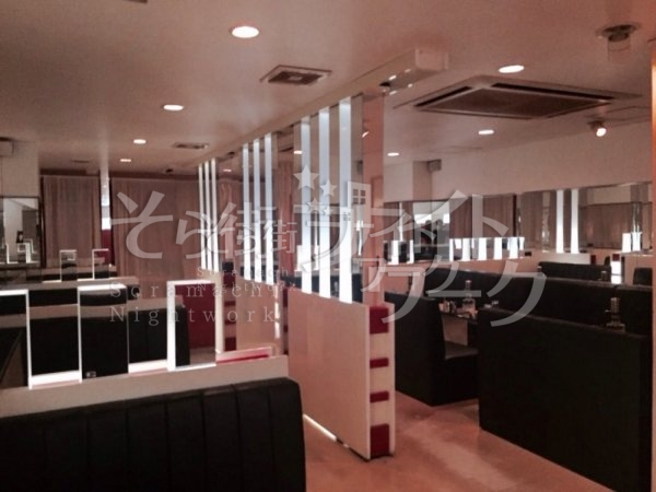 香川県高松市古馬場町9－24徳庄ビル５F　CLUB MAU（クラブ　マウ）　店内風景2