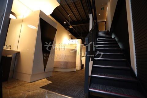 岡山市北区中央町3-36 【キャバクラ】club Fleur（クラブ フルール）１階席