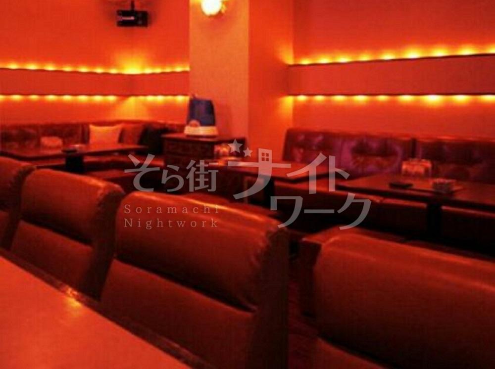 【スナック】Rollin（ローリン）☆香川県高松市古馬場町１０－１０ソリッドビル３F