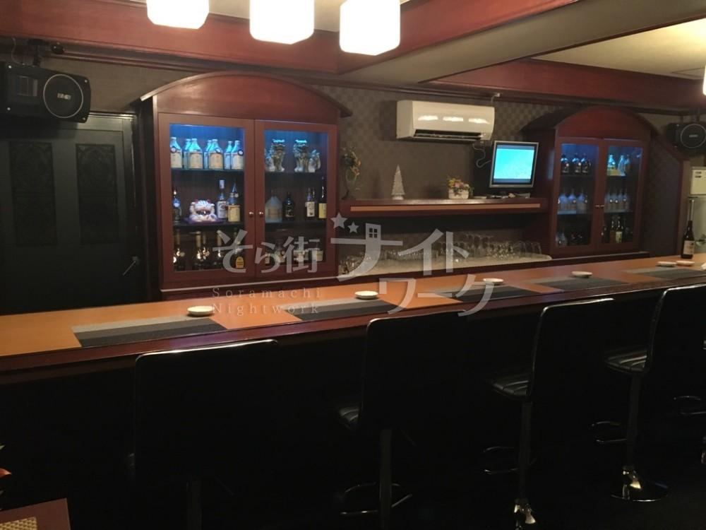 【スナック】PUB キララ （パブ　キララ）★香川県高松市古馬場町9-35　三野ビル1F　カウンター