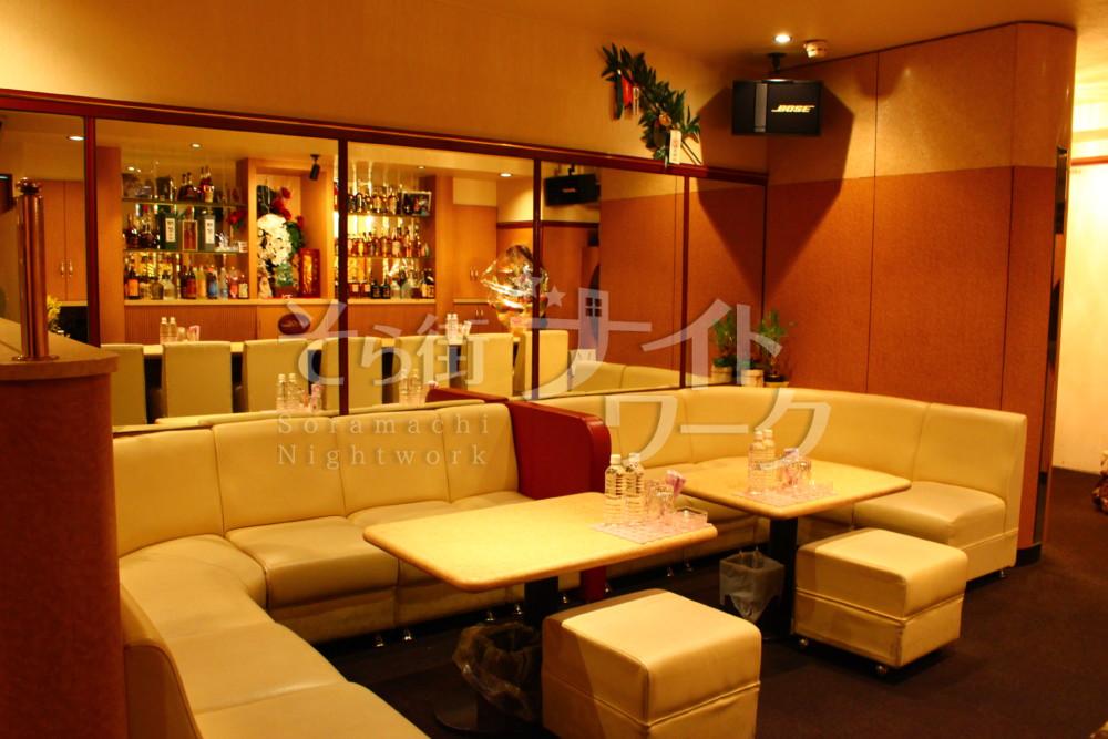 【スナック】Se･Reve（セ･レーヴ）岡山県岡山市北区中央町2-14　中央20ビル5F